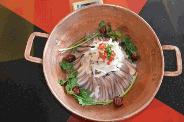 天麻火腿鸡火锅